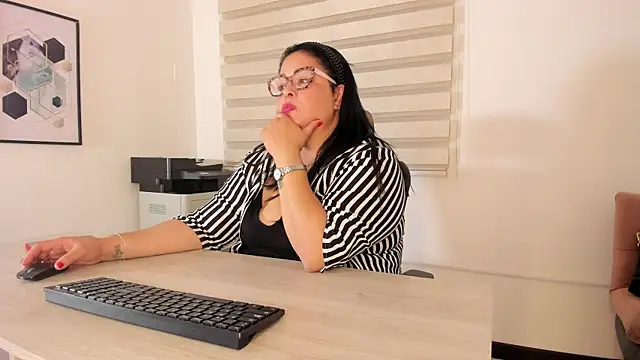 Gabriela Silva7 online show from August 5, 7:28 pm