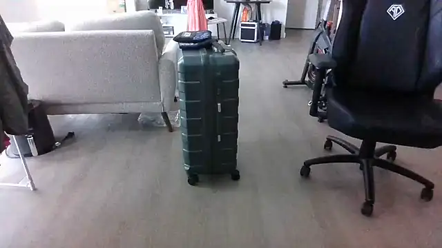velvetMi online show from August 7, 8:49 am