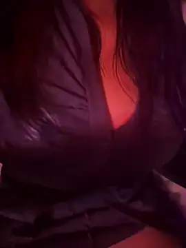 Snapshot of Blaackcat chatting on December 22, 2:06 am Blaackcat online show from December 22, 2:06 am