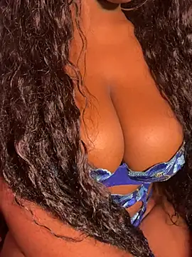 Snapshot of Blaackcat chatting on February 20, 11:05 pm Blaackcat online show from February 20, 11:05 pm