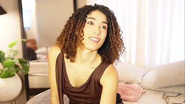 MeganLeroy online show from August 5, 7:17 pm