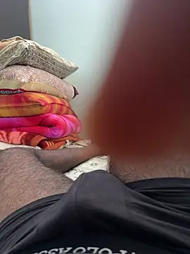 Snapshot of make_you_cum_00 chatting on August 4, 6:38 am make you cum 00 online show from August 4, 6:38 am