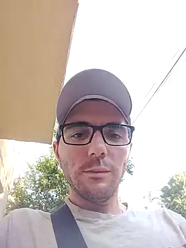 gabrieldanut27 online show from August 4, 2:41 pm