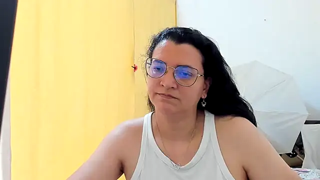 MARILYN GARCIA online show from May 22, 5:18 pm