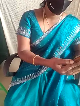 Snapshot of Tamil_Roja88 chatting on August 6, 5:42 am Tamil Roja88 online show from August 6, 5:42 am