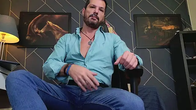 ChrisKox online show from November 3, 2:35 am