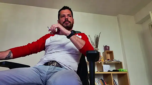 Snapshot of ChrisKox chatting on May 25, 2:56 pm ChrisKox online show from May 25, 2:56 pm