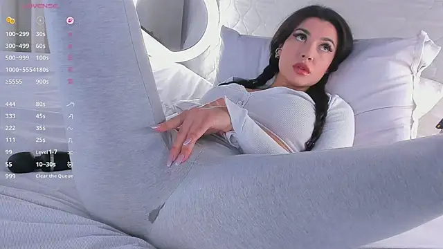 Dakota Blare online show from April 4, 10:57 am