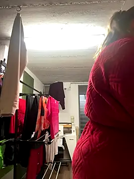 BootyLola online show from December 19, 9:16 am