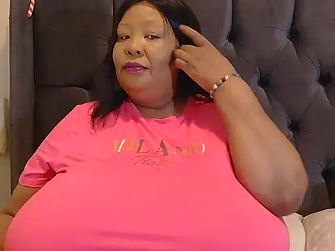 Snapshot of nancy111 chatting on February 1, 1:04 am nancy111 online show from February 1, 1:04 am