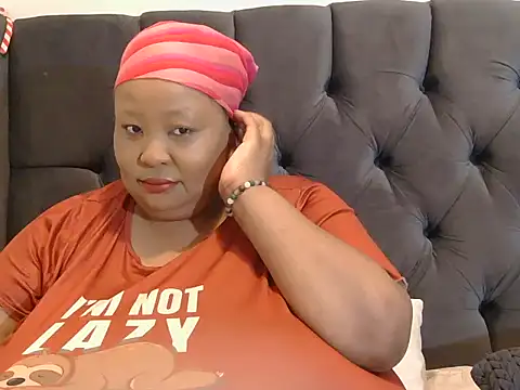 Snapshot of nancy111 chatting on February 4, 1:33 am nancy111 online show from February 4, 1:33 am