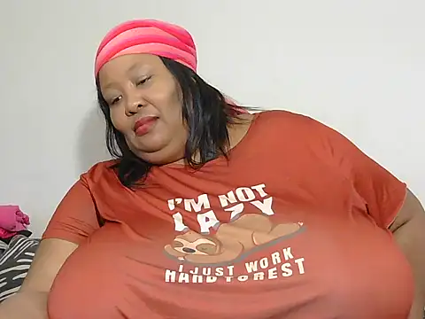 Snapshot of nancy111 chatting on February 4, 1:39 pm nancy111 online show from February 4, 1:39 pm