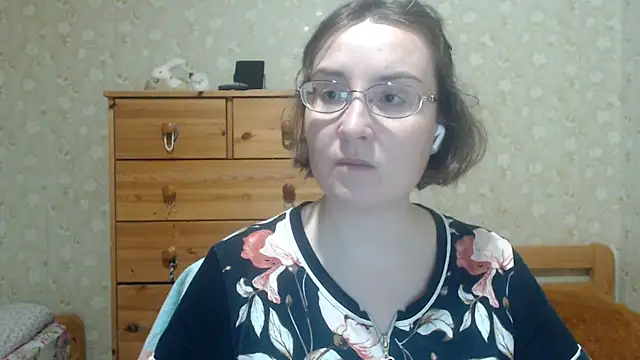 Smart Rose online show from March 10, 8:25 pm