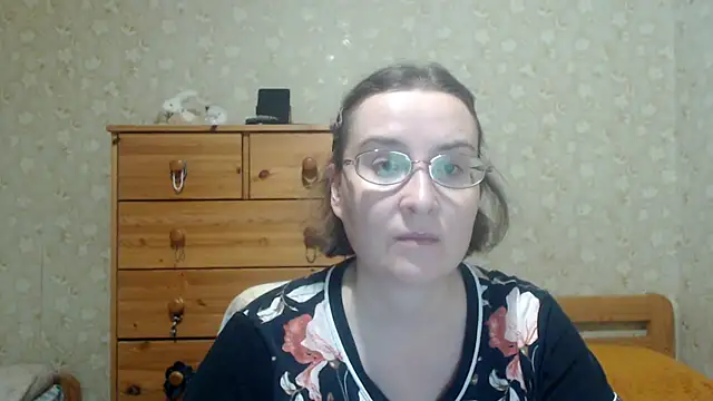 Smart Rose online show from April 2, 6:16 pm