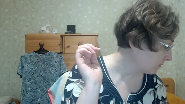 Smart Rose online show from April 15, 4:36 pm