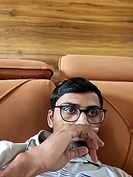 krishna8035 online show from December 14, 7:36 am