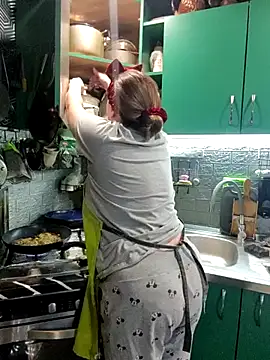 Natali UA online show from December 20, 6:15 pm