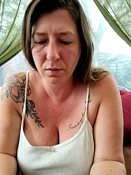 Snapshot of Natali_UA chatting on May 18, 9:37 am Natali UA online show from May 18, 9:37 am
