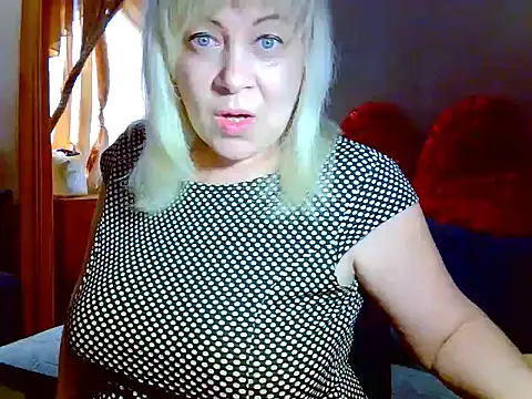 AgoniA7 online show from April 2, 1:42 pm