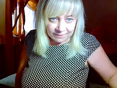 AgoniA7 online show from April 4, 3:20 pm