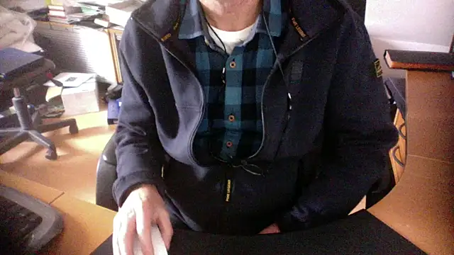 outlaw200 online show from December 27, 11:28 am