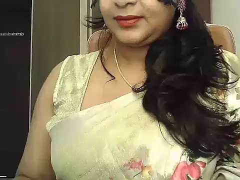 Snapshot of Spandana_Sweety chatting on October 25, 6:10 am Spandana Sweety online show from October 25, 6:10 am
