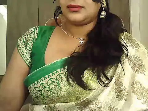 Snapshot of Spandana_Sweety chatting on February 1, 6:34 am Spandana Sweety online show from February 1, 6:34 am