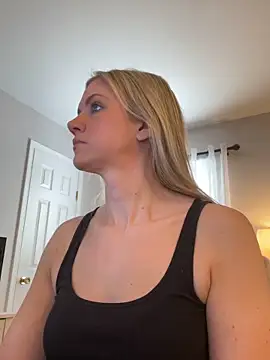 Snapshot of Kay_Cakes chatting on March 4, 3:40 pm Kay Cakes online show from March 4, 3:40 pm