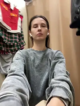 LAUREL HAZEL online show from February 25, 4:10 pm