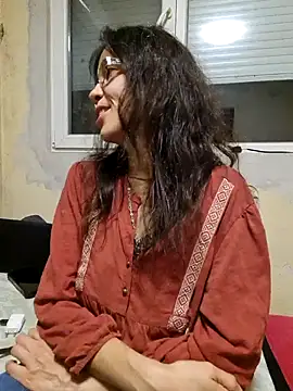 rposhta1991 online show from October 18, 7:25 pm