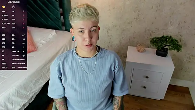 Snapshot of amy_ink chatting on December 17, 12:22 pm amy ink online show from December 17, 12:22 pm