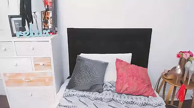 sweetMariina online show from February 2, 9:19 am