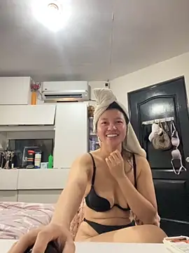 asianmystery203 online show from September 25, 1:53 am