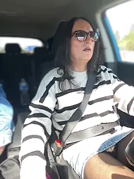 Chic desire online show from April 2, 10:13 am