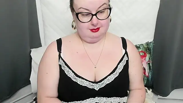 dirtyBonnie online show from March 4, 3:59 pm