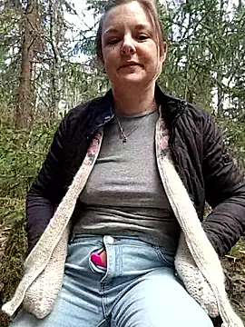 SwedishJennifer online show from April 3, 12:03 pm