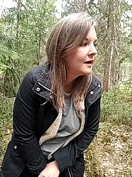 SwedishJennifer online show from May 11, 12:33 pm