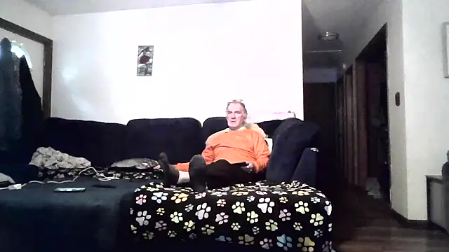 Snapshot of Sweet_Sexy1963 chatting on October 10, 1:54 pm Sweet Sexy1963 online show from October 10, 1:54 pm