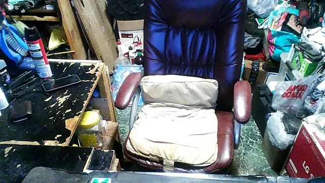 russtee online show from November 16, 7:52 pm