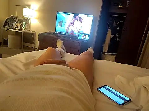 Snapshot of lilpervt chatting on October 19, 9:10 am lilpervt online show from October 19, 9:10 am