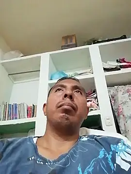 Snapshot of desnudo_Sexoxo chatting on December 26, 6:01 pm desnudo Sexoxo online show from December 26, 6:01 pm