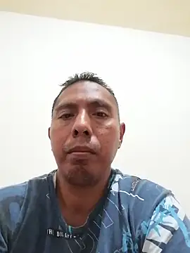 Snapshot of desnudo_Sexoxo chatting on December 28, 12:15 am desnudo Sexoxo online show from December 28, 12:15 am