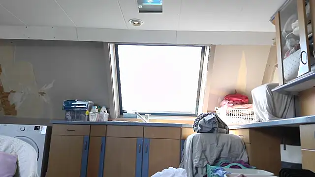 SexyAmanda32 online show from March 18, 11:46 am