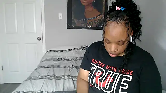 Sexymona1218 online show from March 13, 8:32 pm