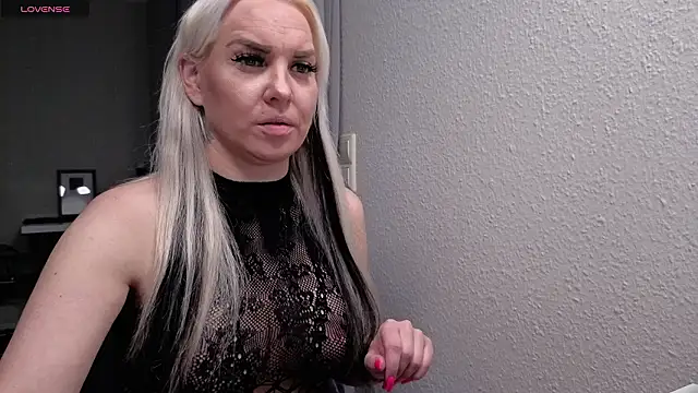 MIA-XXX online show from February 2, 7:18 am