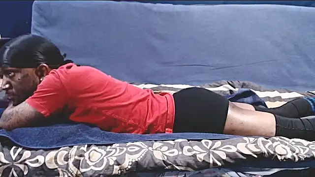 Snapshot of iBreakHeartz chatting on November 3, 1:45 pm iBreakHeartz online show from November 3, 1:45 pm