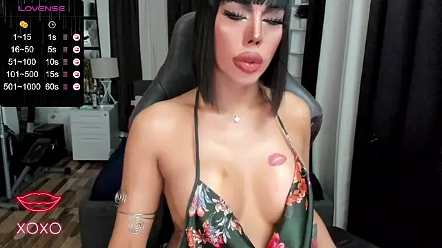 Forever MissCandace online show from January 31, 7:51 pm