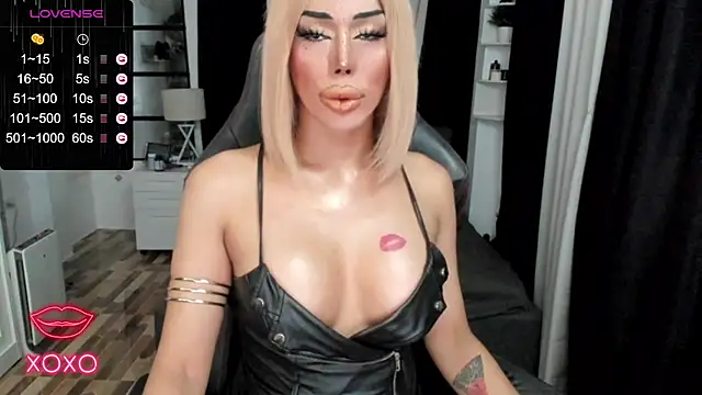 Forever MissCandace online show from September 16, 4:46 am