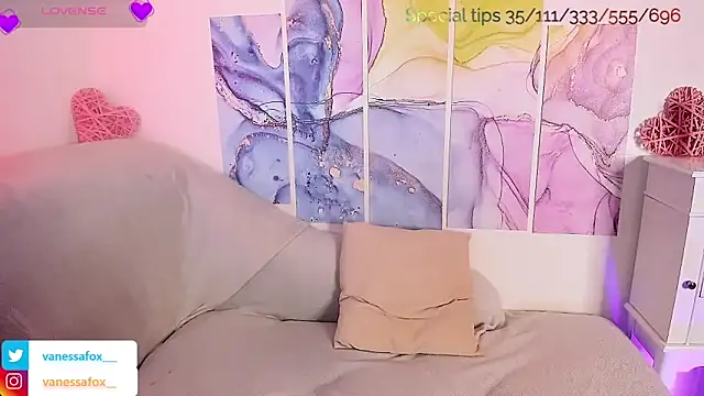 VanessaFox   online show from February 14, 2:33 pm