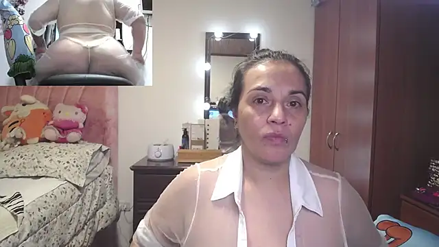 zoe hotxxx online show from March 23, 1:48 pm